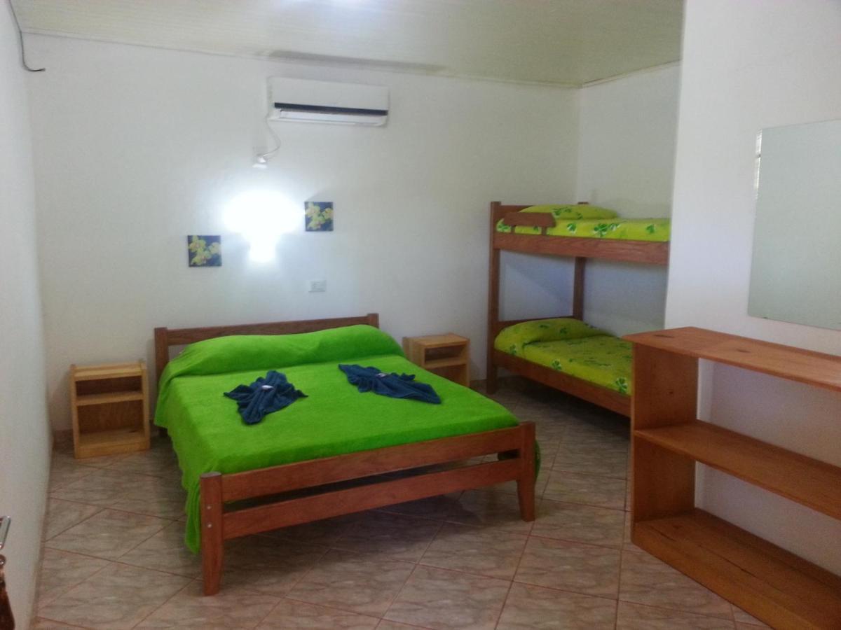 Hotel Los Amigos Пуэрто-Игуасу Экстерьер фото